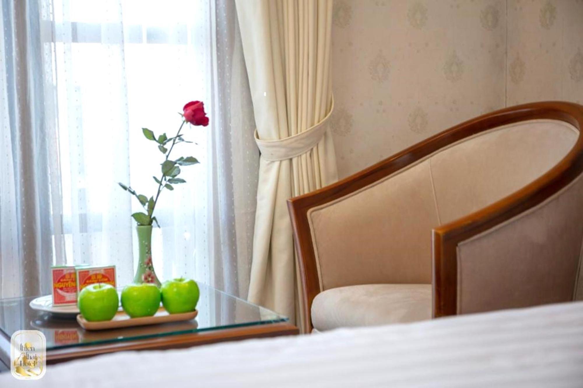 Thien Thai Hotel & Spa Hanoi Exteriör bild